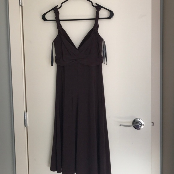 Dress - Picture 2 of 4